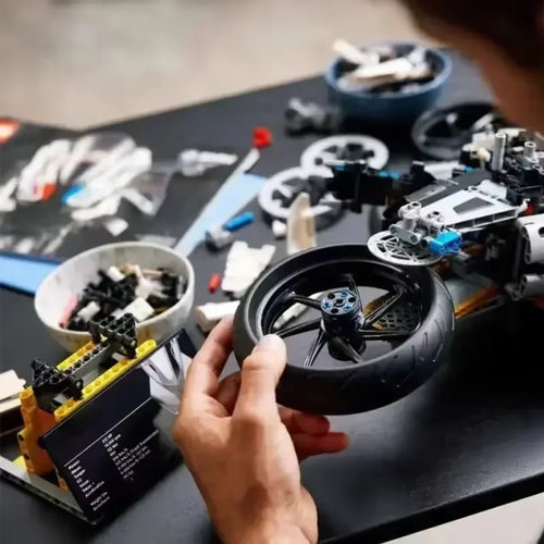 BMW M 1000 RR (1921pcs)